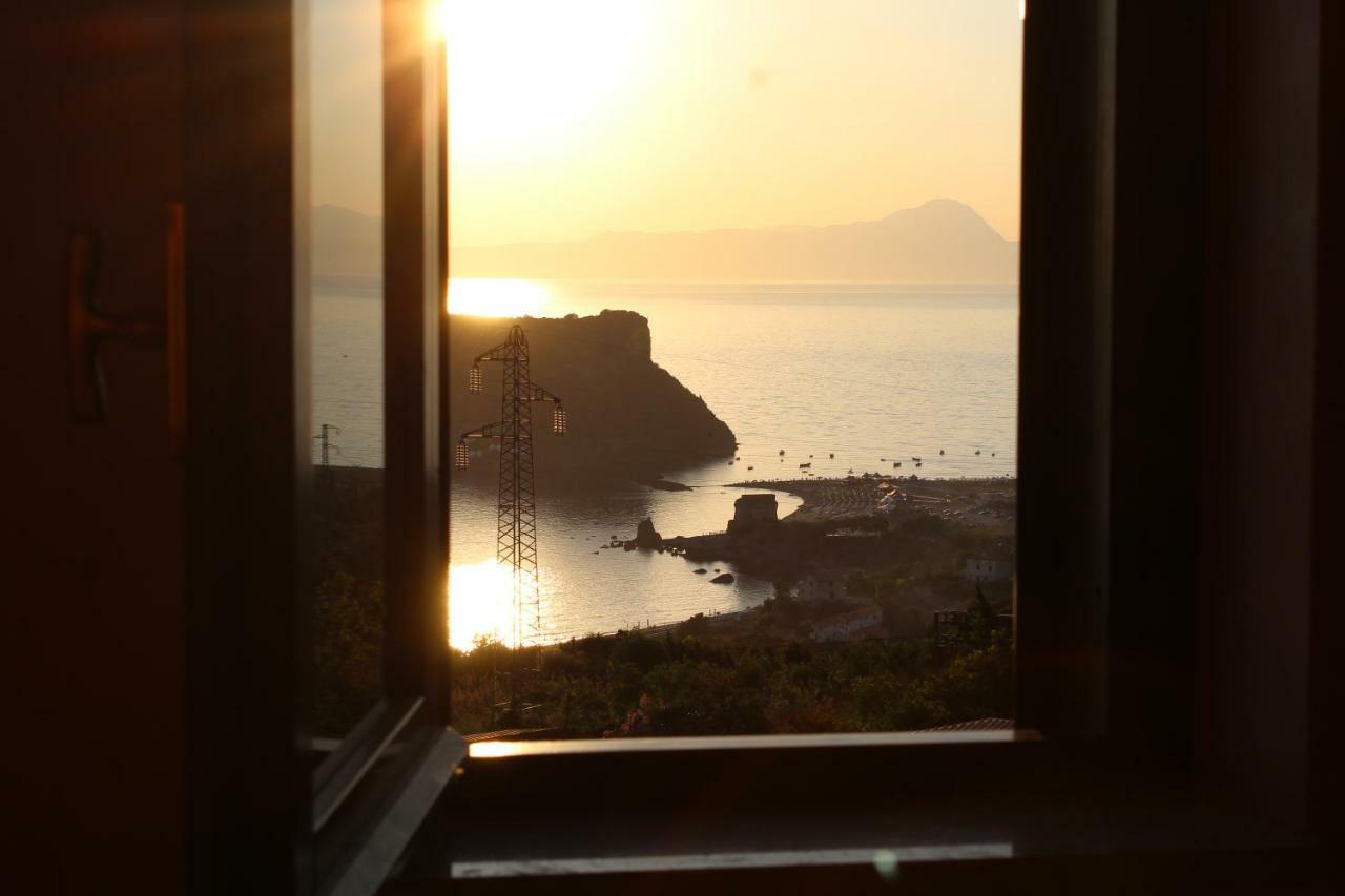 Elegante Casa Vistamare Villaggio del Bridge San Nicola Arcella Esterno foto